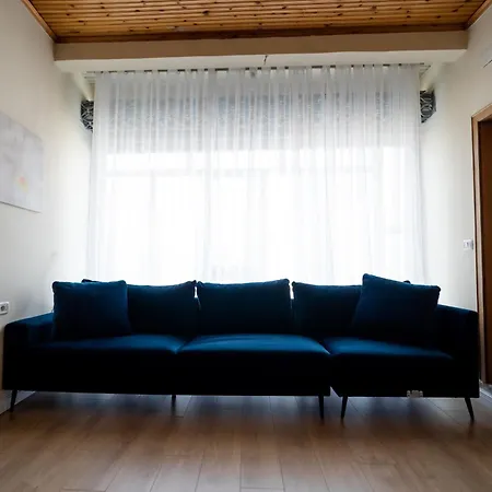 In With Outdoor Pool شكودر